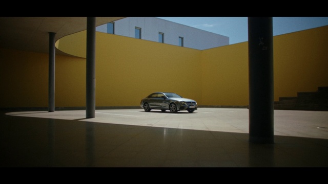 Video Reference: Vehicle, Car, Automotive design, Personal luxury car, Vehicle door, Design, Mid-size car, Family car, Sports sedan, Executive car