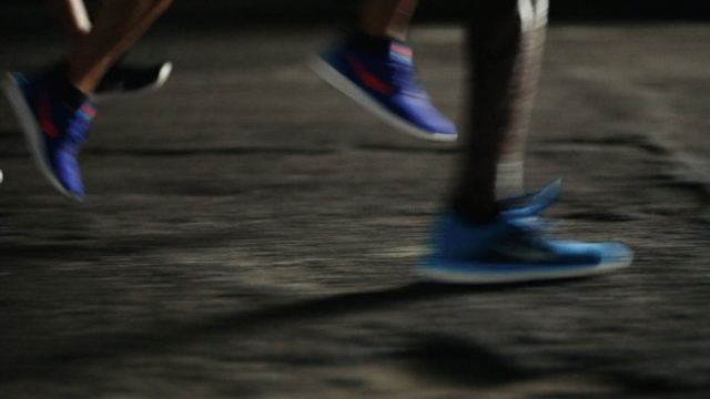 Video Reference: Blue, Footwear, Human leg, Leg, Shoe, Electric blue, Recreation