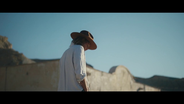 Video Reference: Camel, Desert, Camelid, Natural environment, Arabian camel, Landscape, Sahara, Aeolian landform, Photography, Adaptation