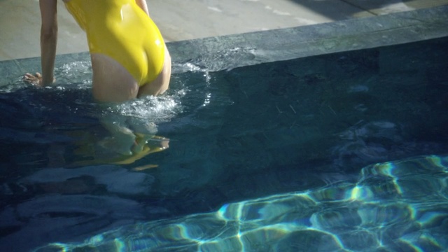 Video Reference: water, underwater, vertebrate, swimming pool, leisure, fun, swimmer, marine biology, reflection, swimming, Person