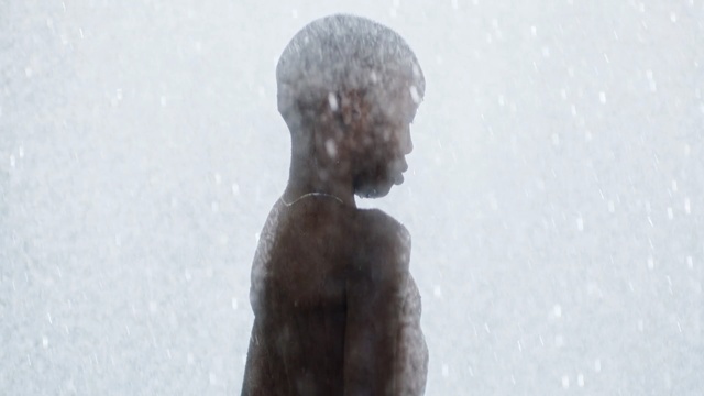 Video Reference: snow, sculpture, freezing, winter storm