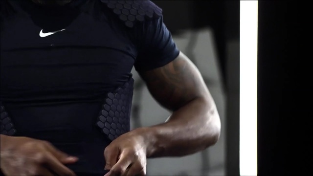 Video Reference: muscle, shoulder, hand, arm, bodybuilding, neck, finger, abdomen, chest, bodybuilder