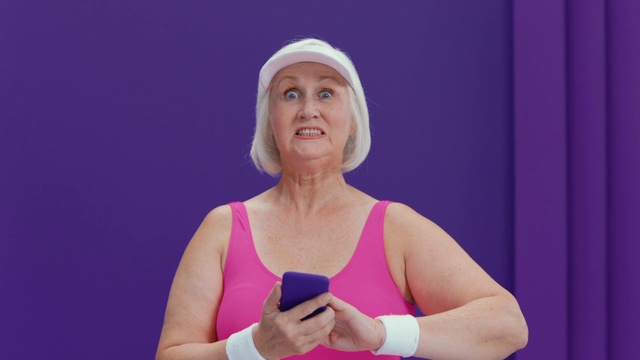 Video Reference: Arm, Skin, Blond, Hand, Muscle, Finger, Neck, Chest, Gesture, Physical fitness