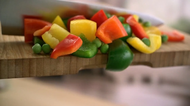 Video Reference: Food, Vegetable, Dish, Cuisine, Ingredient, Produce, Vegetarian food, Plant, Recipe, Bell peppers and chili peppers