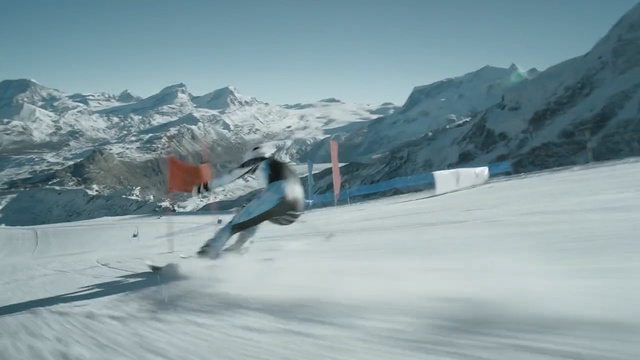 Video Reference: Snow, Piste, Glacial landform, Skiing, Geological phenomenon, Mountain range, Winter, Recreation, Winter sport, Outdoor recreation