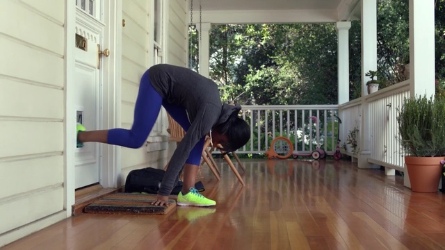 Video Reference: floor, flooring, hardwood, wood flooring, wood, laminate flooring, house, physical fitness, window, joint, Person