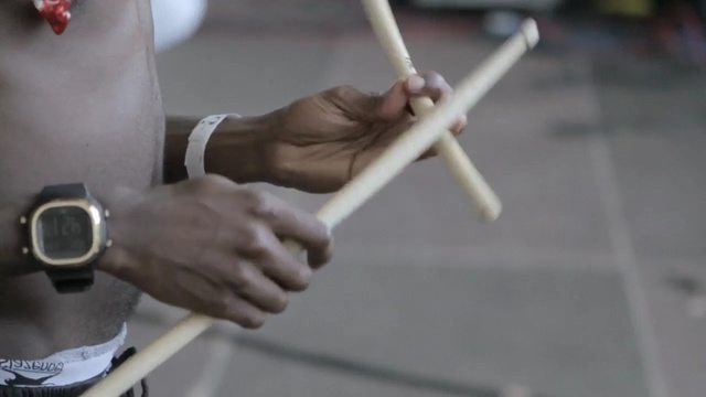 Video Reference: finger, hand, arm, muscle, material, joint, nail