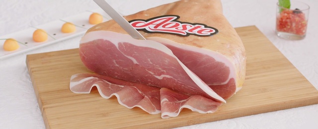 Video Reference: prosciutto, meat, bayonne ham, jamón serrano, back bacon, food, bresaola, turkey ham, ham, salt cured meat