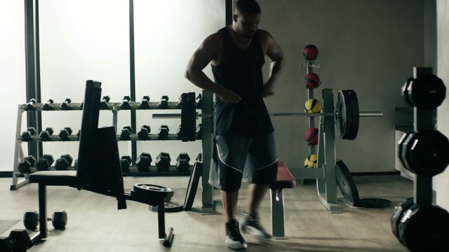 Video Reference: weight training, barbell, exercise equipment, gym, bodypump, strength training, shoulder, standing, deadlift, physical fitness