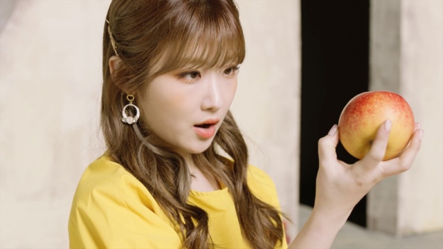 Video Reference: Hair, Apple, Skin, Beauty, Fruit, Hairstyle, Food, Neck, Plant, Eye