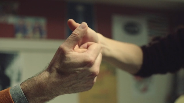 Video Reference: finger, hand, arm, thumb, muscle, human, nail, sign language, ear