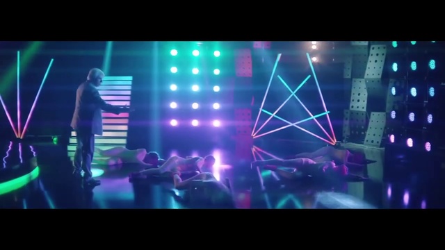 Video Reference: Entertainment, Performance, Stage, Visual effect lighting, Light, Music venue, Music, Event, Lighting, Nightclub