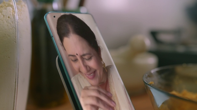 Video Reference: Photograph, Mirror, Photography, Child, Eyelash