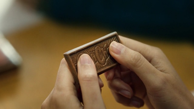 Video Reference: finger, hand, nail, Person