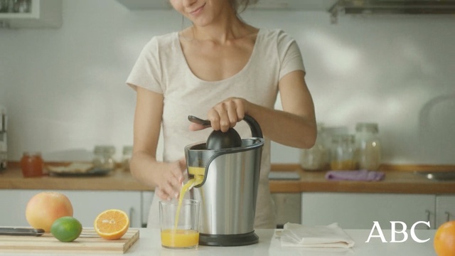 Video Reference: juice, kitchen appliance, small appliance, drink, cook, mixer, food, home appliance, blender, product, Person