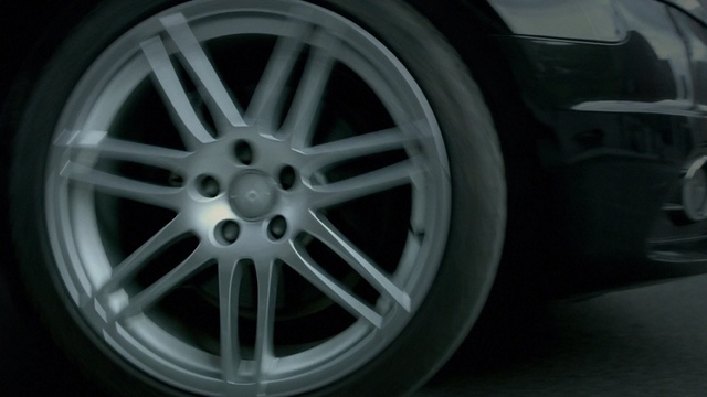 Video Reference: alloy wheel, wheel, motor vehicle, rim, tire, spoke, automotive tire, automotive design, car, automotive wheel system