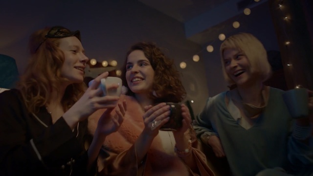 Video Reference: Photograph, Fun, Snapshot, Organ, Event, Singing, Eye, Human, Human body, Photography, Person