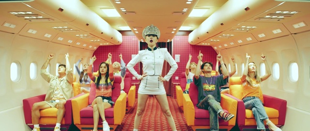 Video Reference: Fashion, Fun, Event, Fashion design, Leisure, Performance