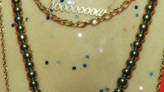 Video Reference: Jewellery, Body jewelry, Pearl, Fashion accessory, Necklace, Bead, Chain, Jewelry making, Gemstone, Silver