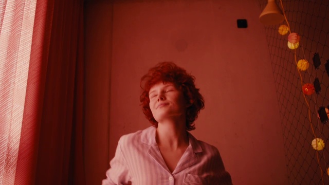 Video Reference: Red, Fun, Mouth, Room, Portrait, Photography, Performance