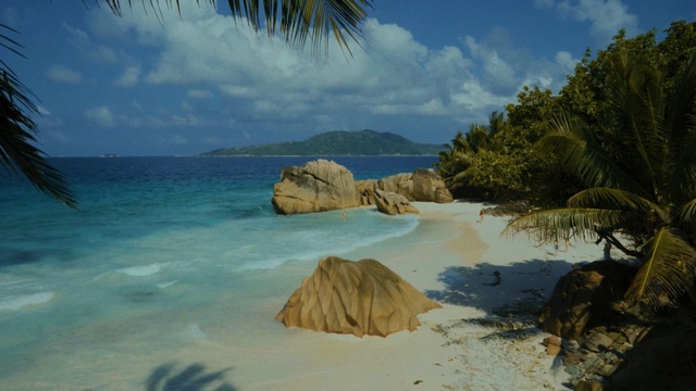 Video Reference: body of water, tropics, caribbean, coastal and oceanic landforms, shore, sea, water, sky, arecales, coast