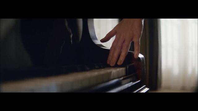 Video Reference: black, photograph, pianist, piano, light, darkness, photography, hand, keyboard, girl