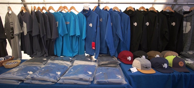 Video Reference: Uniform, Room, T-shirt, Outerwear, Sportswear, Jacket, Sleeve