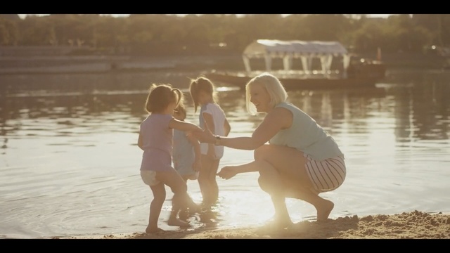 Video Reference: People in nature, Photograph, Facial expression, Love, Friendship, Fun, Romance, Happy, Smile, Snapshot, Person