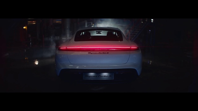 Video Reference: Automotive design, Vehicle, Car, Mode of transport, Performance car, Personal luxury car, Supercar, Concept car, Luxury vehicle, Convertible
