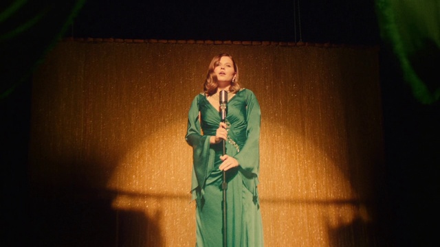 Video Reference: Green, Performance, Performing arts, Drama, Stage, Event, heater, Performance art, Musical theatre, Acting