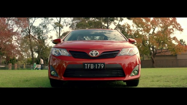 Video Reference: Land vehicle, Vehicle, Car, Toyota, Motor vehicle, Mid-size car, Family car, Automotive design, Alloy wheel, Grille