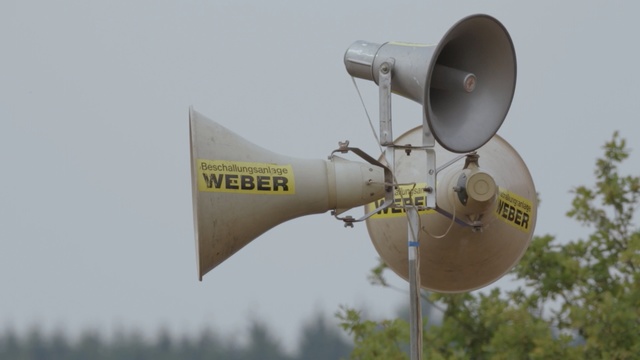Video Reference: Megaphone, Technology, Loudspeaker, Wind, Electronic device, Antenna