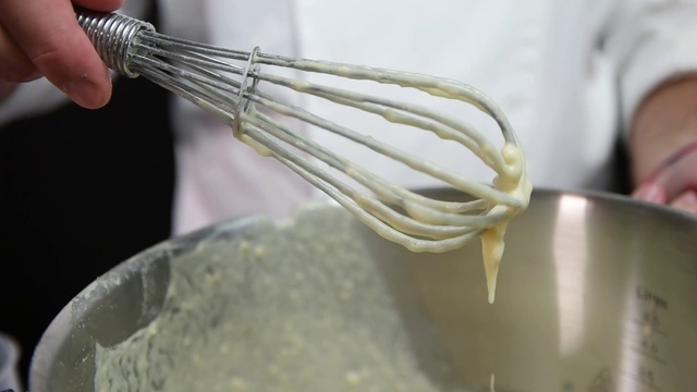 Video Reference: Whisk, Food, Cuisine, Ingredient, Kitchen utensil, Roux, Béchamel sauce, Dish, Dairy, Recipe