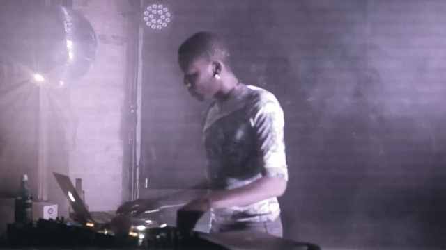 Video Reference: performance, musical instrument, music, drummer, event, drum, concert, rock concert, musician, song