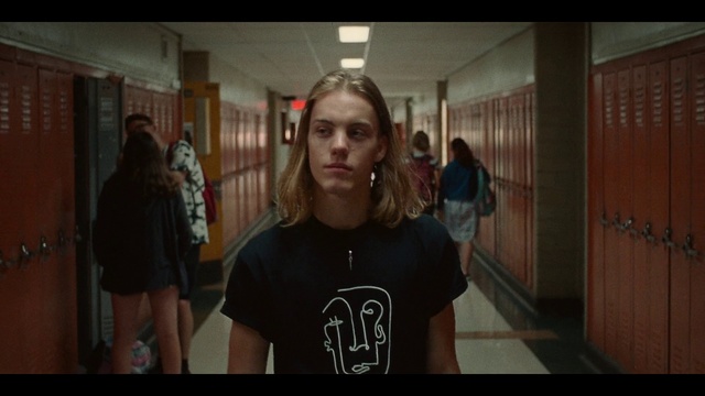 Video Reference: Hair, People, Social group, Shoulder, Face, Photograph, Facial expression, Standing, Fun, Youth