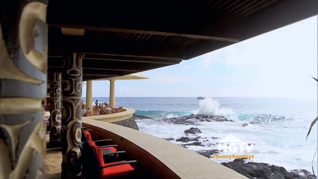 Video Reference: Sea, Sky, Vacation, Room, Architecture, Ocean, Tourism, Leisure, Coast, Vehicle