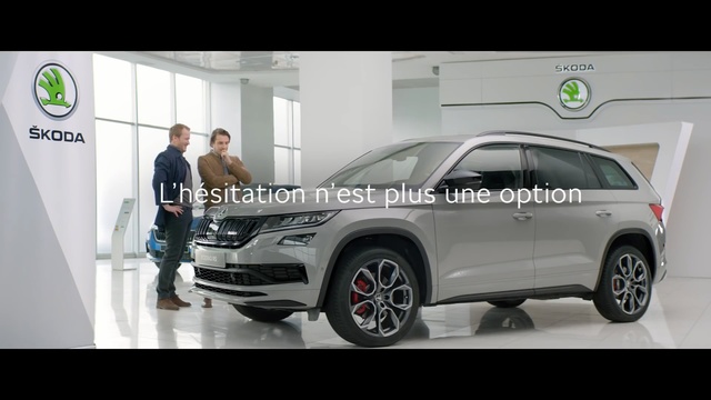 Video Reference: Land vehicle, Vehicle, Car, Sport utility vehicle, Automotive design, Luxury vehicle, Auto show, Crossover suv, Compact sport utility vehicle, Mid-size car, Person