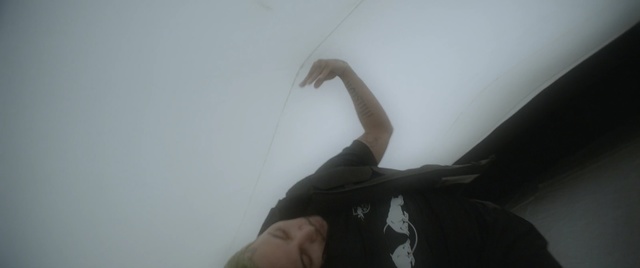 Video Reference: Ceiling, Arm, Joint, Leg, Hand, Finger, Shoulder, Elbow, Human body, Plaster