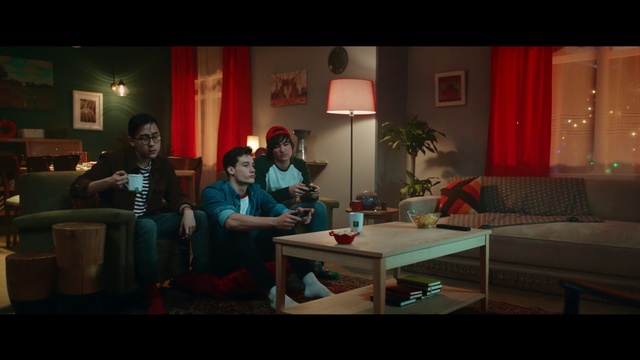 Video Reference: Photograph, Snapshot, Room, Screenshot, Fun, Living room, Conversation, Sitting, Furniture, Adaptation