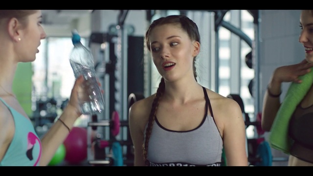 Video Reference: Shoulder, Arm, Chest, Muscle, Snapshot, Water, Joint, Physical fitness, Abdomen, Human body