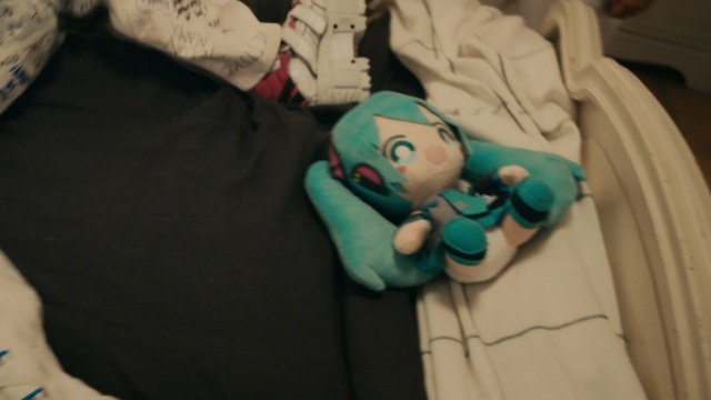 Video Reference: Toy, Textile, Plush, Animation, Stuffed toy, Figurine, Fictional character, Child