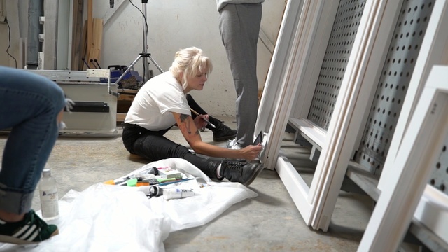 Video Reference: Floor, Flooring, Hardwood, Window, Room, Wood, Person