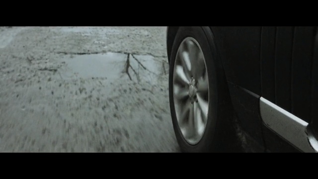 Video Reference: Alloy wheel, Tire, Wheel, Automotive tire, Rim, Black, Automotive design, Vehicle, Automotive wheel system, Car