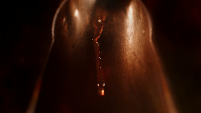 Video Reference: darkness, light, close up, macro photography, lighting, light bulb, night, still life photography, computer wallpaper, midnight