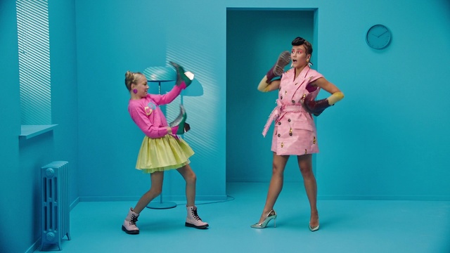 Video Reference: Aqua, Fun, Performance, Dance, Performing arts