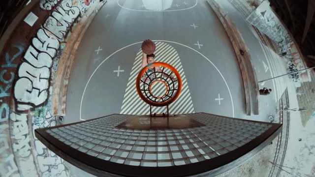 Video Reference: Photography, Circle