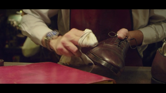 Video Reference: hand, finger, human body, arm, human, girl, flesh