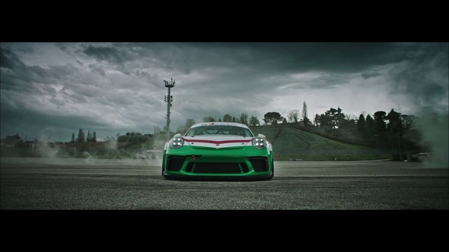 Video Reference: Land vehicle, Vehicle, Car, Sports car, Supercar, Automotive design, Performance car, Coupé, Race car, Luxury vehicle