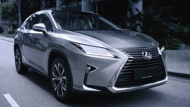 Video Reference: Land vehicle, Vehicle, Car, Lexus, Mid-size car, Automotive design, Lexus rx hybrid, Motor vehicle, Sport utility vehicle, Lexus rx