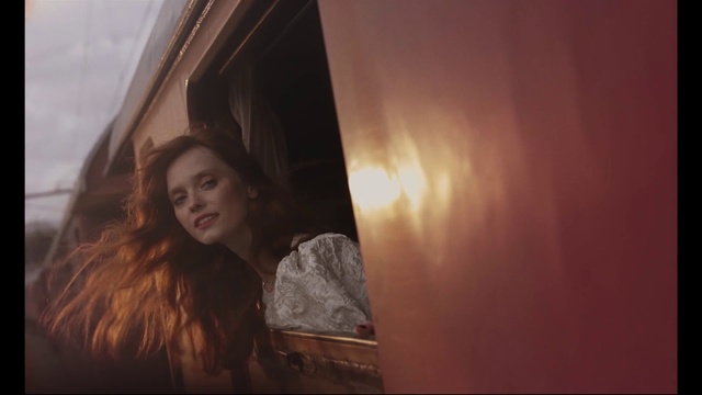 Video Reference: Hair, Beauty, Long hair, Photography, Brown hair, Sunlight, Black hair, Portrait, Photo shoot, Flash photography